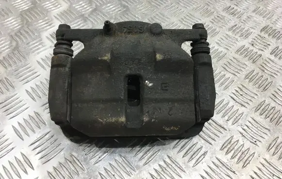 Nissan Qashqai Front brake caliper