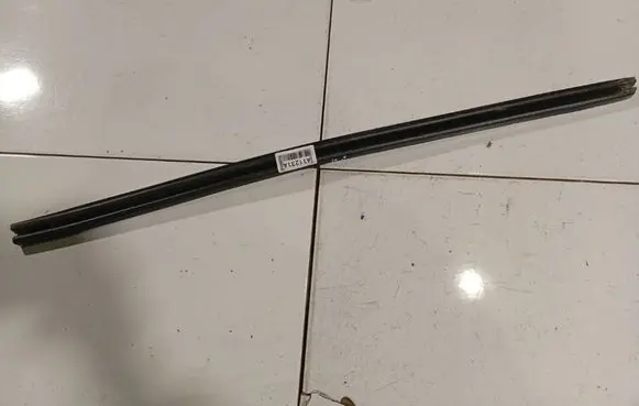 Renault Espace - Grand espace IV Front door glass trim molding 