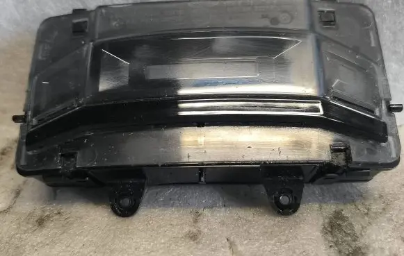 Peugeot 2008 II Front seat light 9814757480 X001AP30X 20211115