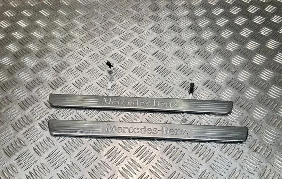 Mercedes-Benz A W176 sill trim set (inner) TM17666