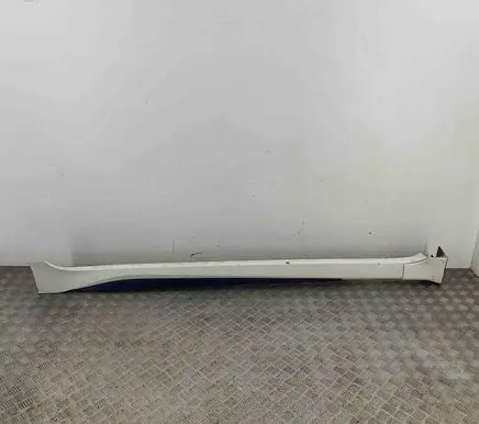 Nissan Leaf II (ZE1) Sill 768505SA1A