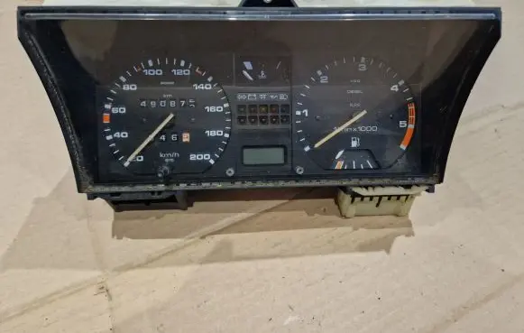 Volkswagen Golf II Speedometer (instrument cluster) 191919033CQ 191919059