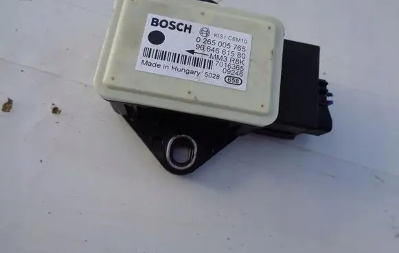 Peugeot 3008 I ESP acceleration yaw rate sensor