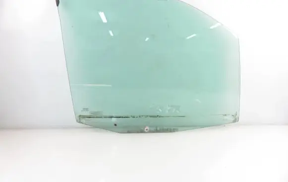 Fiat Scudo Front door window glass four-door