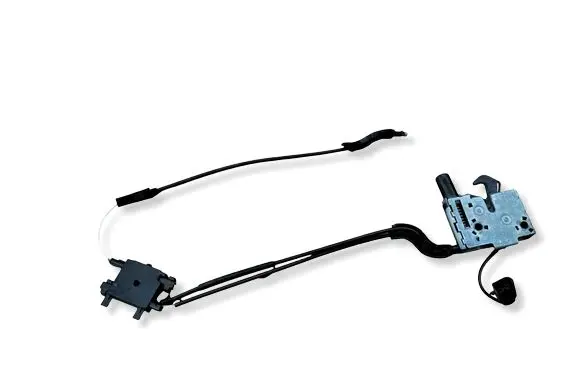 Audi Q2 - Engine bonnet/hood lock/catch 