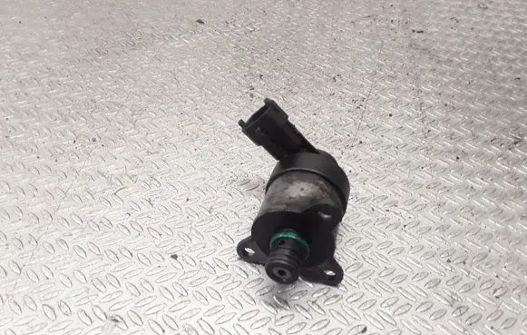 Peugeot 307 Fuel pressure regulator 0928400607