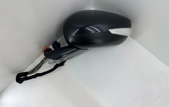 Peugeot 508 RXH Front door electric wing mirror 
