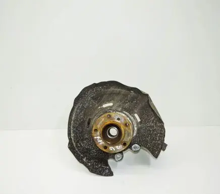 BMW 5 F10 F11 Rear wheel hub 6796100