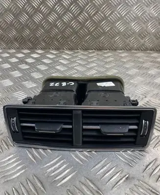 Audi Q7 4M Rear air vent grill 4M0819203C