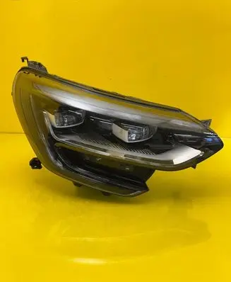 Renault Megane IV Headlight/headlamp 260103857R