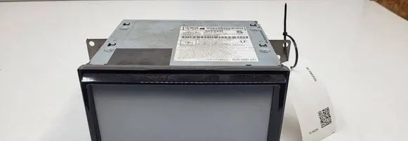 Nissan Leaf I (ZE0) Radio/CD/DVD/GPS head unit 259153NF0A