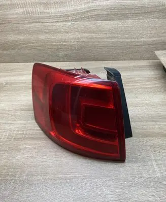 Volkswagen Jetta VI Rear/tail lights Jettataillight