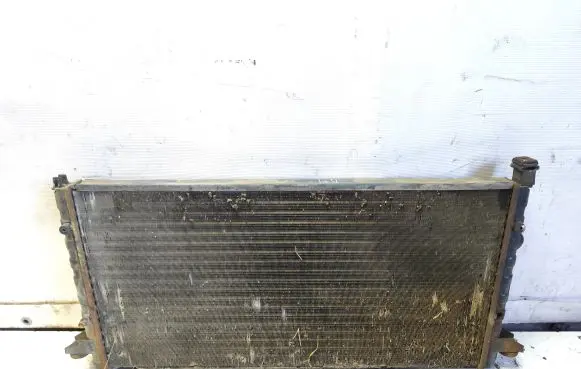 Volkswagen PASSAT B4 Coolant radiator