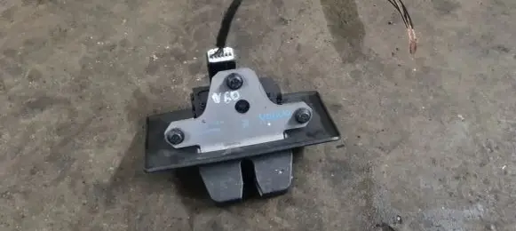 Volvo V60 Tailgate/trunk/boot lock/catch/latch 31335045