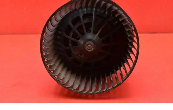 Ford Focus Heater fan/blower AV6N-18456-CC