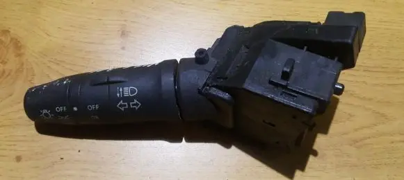 Nissan Primera Indicator stalk