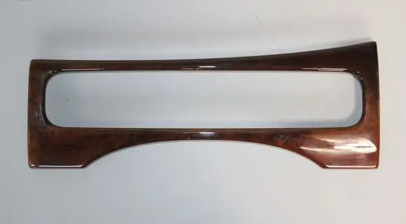Dashboard glove box trim