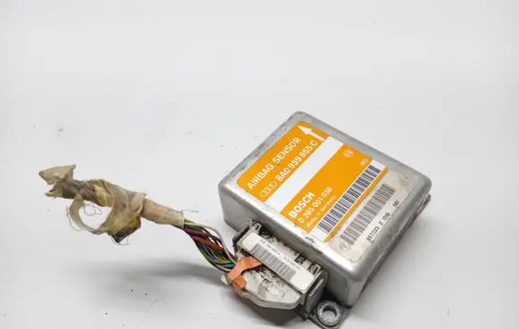 Audi A4 S4 B5 8D Airbag control unit/module 8A0959655C