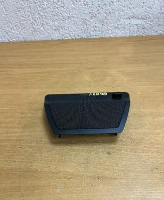 BMW 7 E65 E66 Dash center speaker trim cover 826104207 F6040