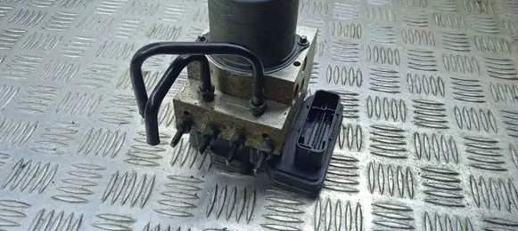 BMW X6 F16 ABS Pump 6864798
