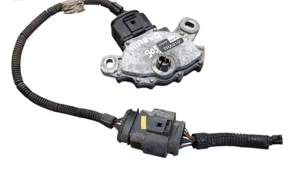 Volkswagen Touareg I Gear selector 7L0971771 845402415