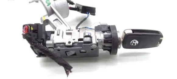 Opel Mokka Ignition lock 13504286