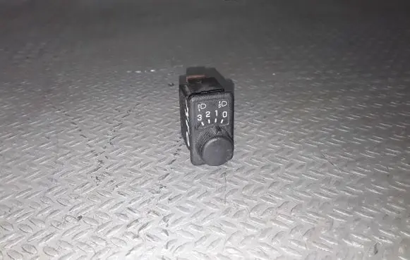Nissan Terrano Headlight level height control switch
