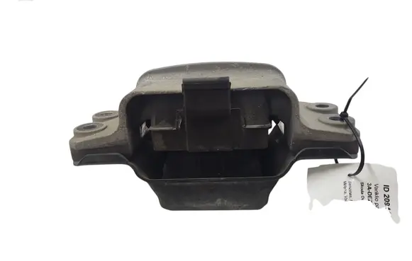 Skoda Octavia Mk2 (1Z) Engine mount bracket 1K0199555