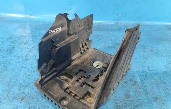 Volvo XC70 Battery box tray 31299569