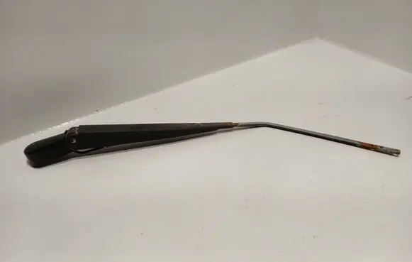 Toyota Land Cruiser (BJ70) Rear wiper blade arm