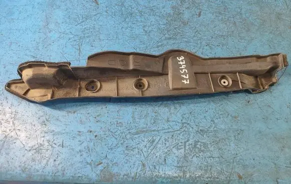 Toyota Prius (XW30) Fender foam support/seal 5382747030