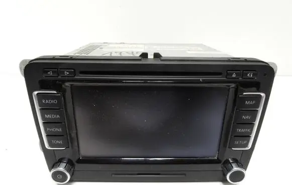 Volkswagen Tiguan Radio/CD/DVD/GPS head unit 1T0035680B 000532850 A2C53388884