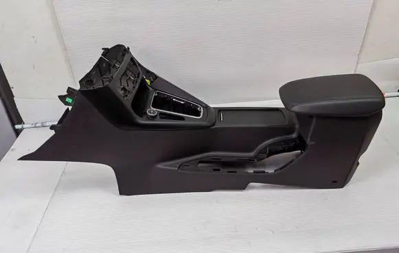 Ford Focus ST USB socket connector J008459