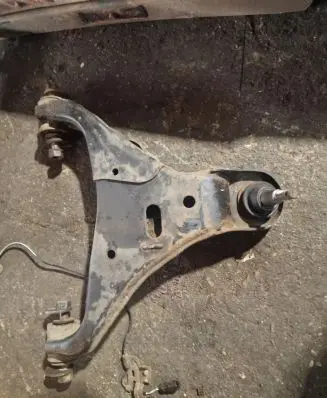 Ford Ranger Front lower control arm/wishbone