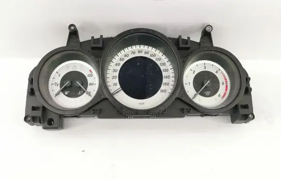 Mercedes-Benz C W204 Speedometer (instrument cluster) A2049008807 A2049019403
