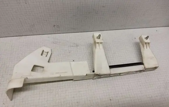 Peugeot 307 Other front door trim element 9634457980