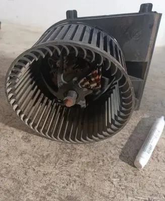 Audi A3 S3 8L Heater fan/blower 1J1819021B F657877G