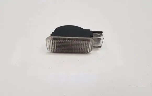 Volkswagen Polo IV 9N3 Headlining lighting console trim 