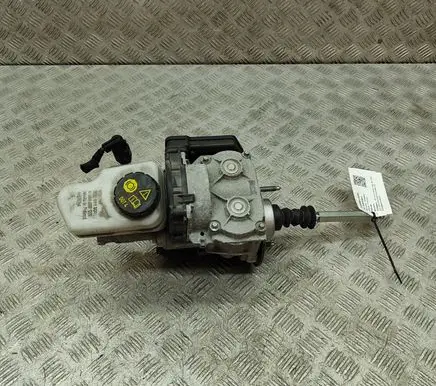Volkswagen Golf VII Brake booster 5QE614105