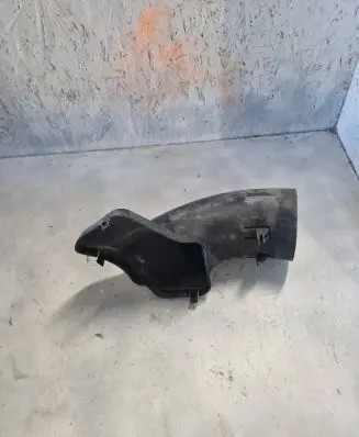 BMW 6 E63 E64 Air intake duct part 13717521014