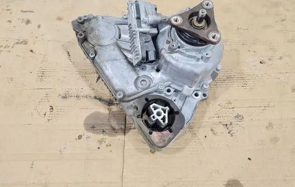 Gearbox transfer box case