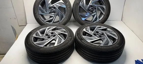 Hyundai i20 (BC3 BI3) R16 carbon fiber rim 52910Q0230