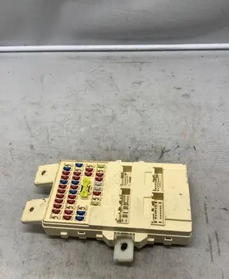 SsangYong Tivoli Fuse module 8215035240