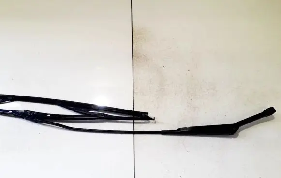 Audi A4 S4 B5 8D Front wiper blade arm 8d1955408a
