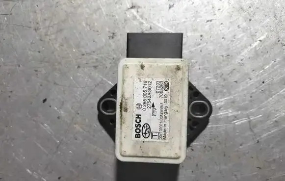 Subaru Legacy ESP acceleration yaw rate sensor 0265005716