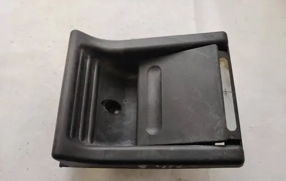Mercedes-Benz Sprinter W901 W902 W903 W904 Rear door interior handle 9017601361