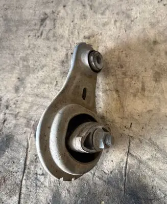 Renault Master III Engine mount bracket 112388746R