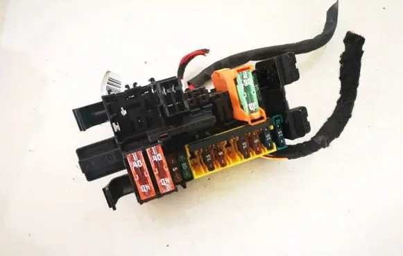 Mercedes-Benz C W205 Fuse box set a2059067200