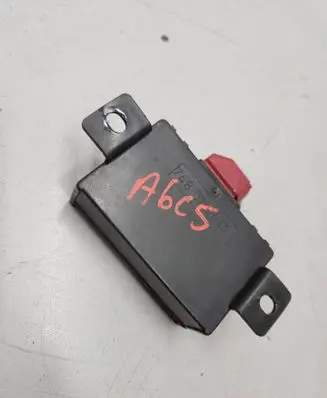 Audi A6 S6 C5 4B Alarm control unit/module 4B0951173