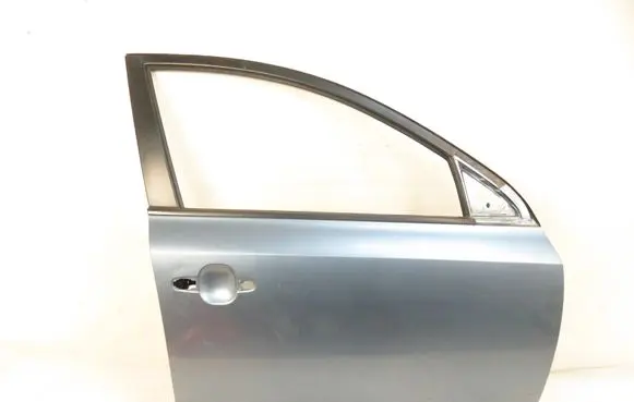 KIA Ceed Front door